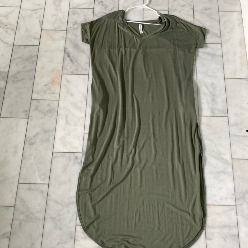 NWOT Green Maxi Dress